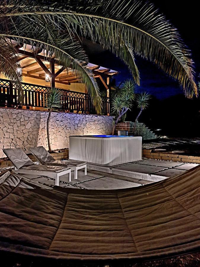 Antigua B&B ポルト・ポテンツァ・ピチェーナ エクステリア 写真