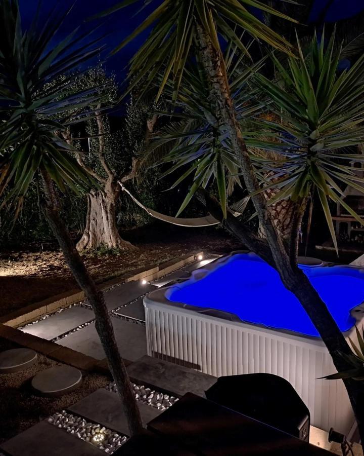 Antigua B&B ポルト・ポテンツァ・ピチェーナ エクステリア 写真