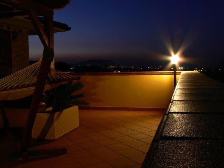 Antigua B&B ポルト・ポテンツァ・ピチェーナ エクステリア 写真