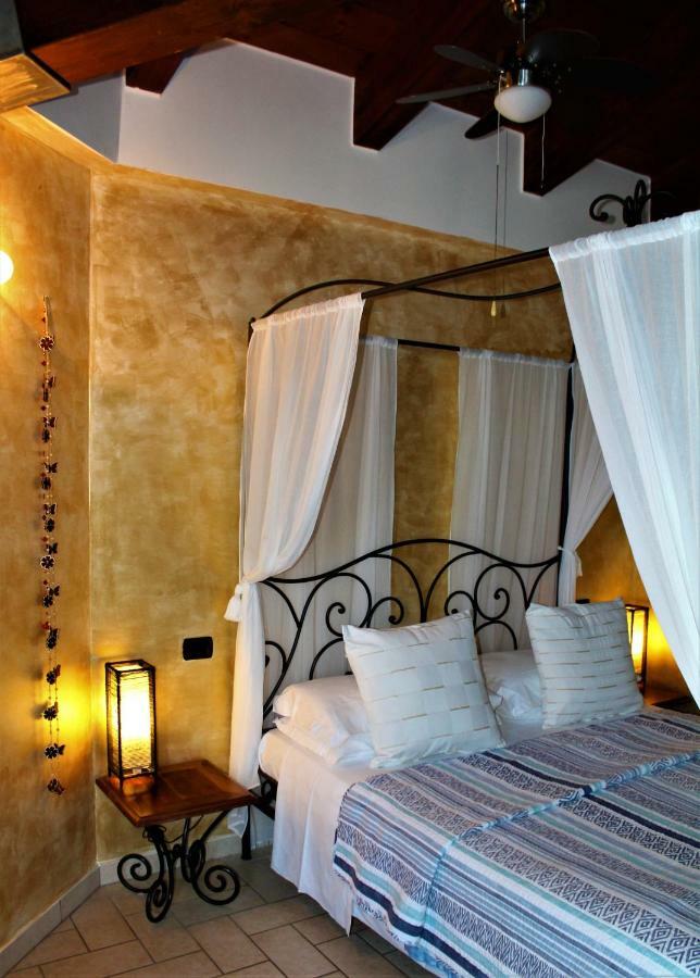 Antigua B&B ポルト・ポテンツァ・ピチェーナ エクステリア 写真